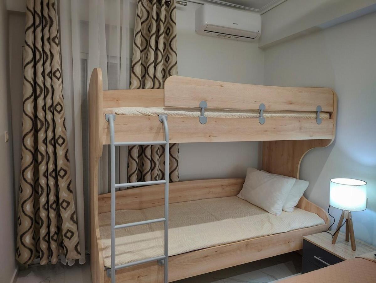 Cozy Sea View Apartment In Paralia Екстер'єр фото